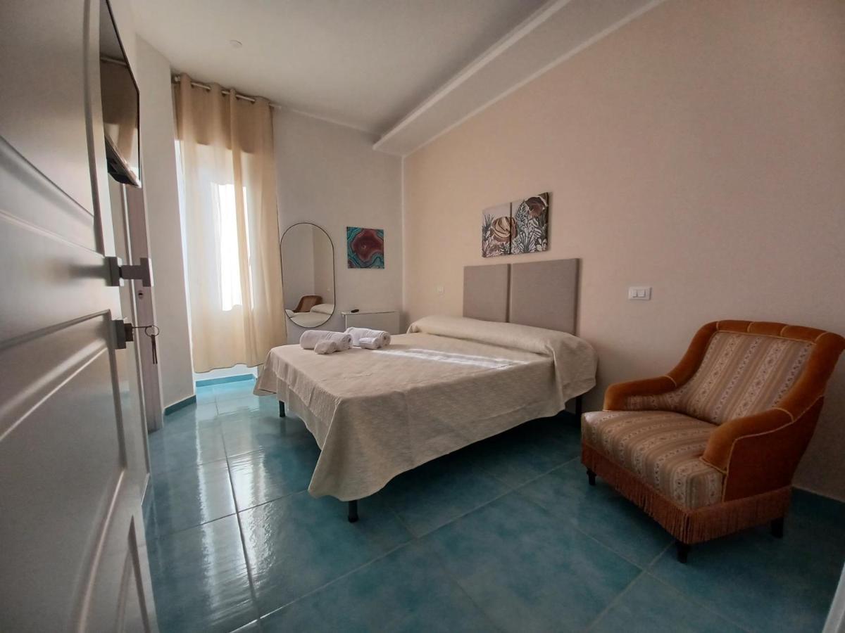 B&B Due Stanzulelle Salerno Eksteriør bilde