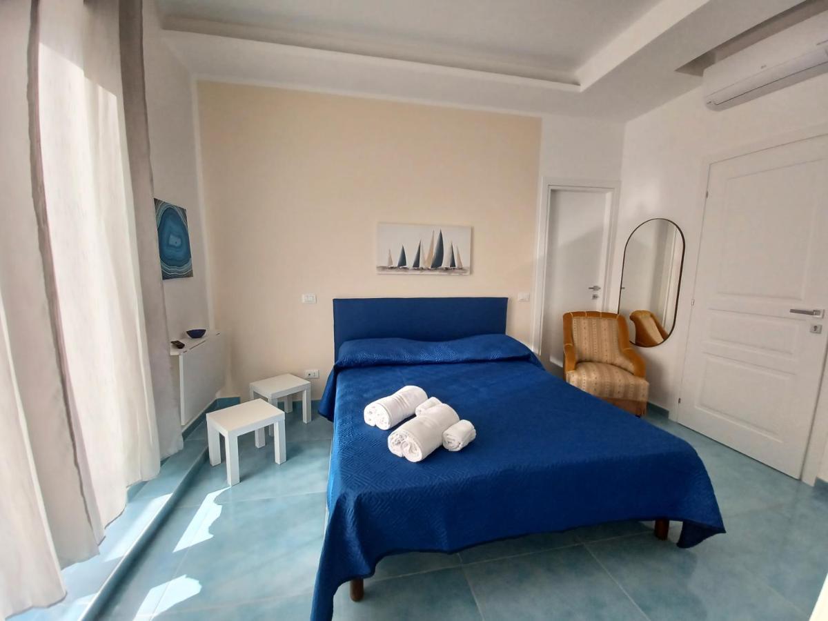 B&B Due Stanzulelle Salerno Eksteriør bilde