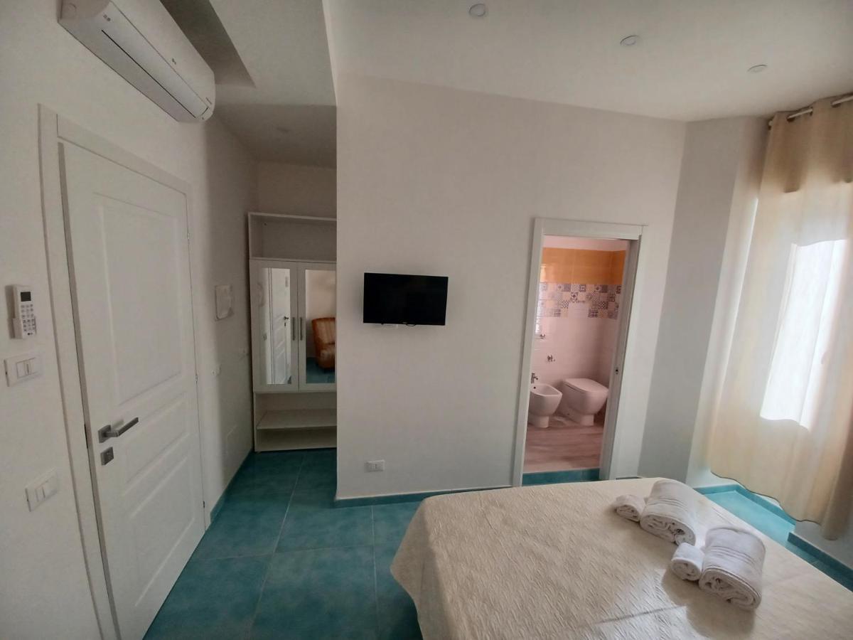 B&B Due Stanzulelle Salerno Eksteriør bilde